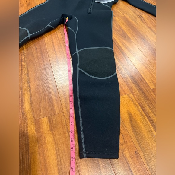 Hevto Mens wetsuit 3/2 mm Neoprene Front Zip NWT - Picture 8 of 8